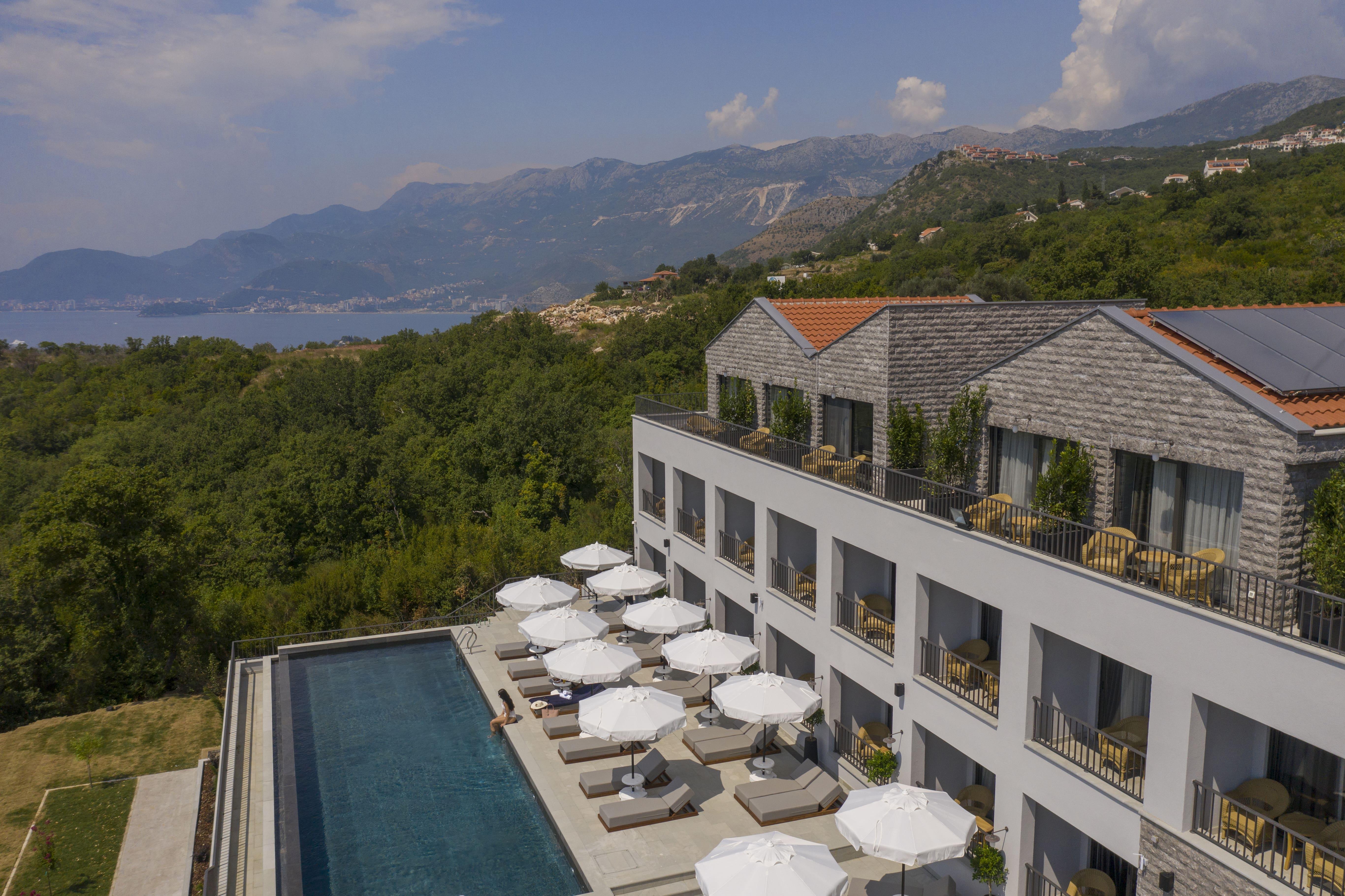 Vivid Blue Serenity Resort Sveti Stefan Buitenkant foto